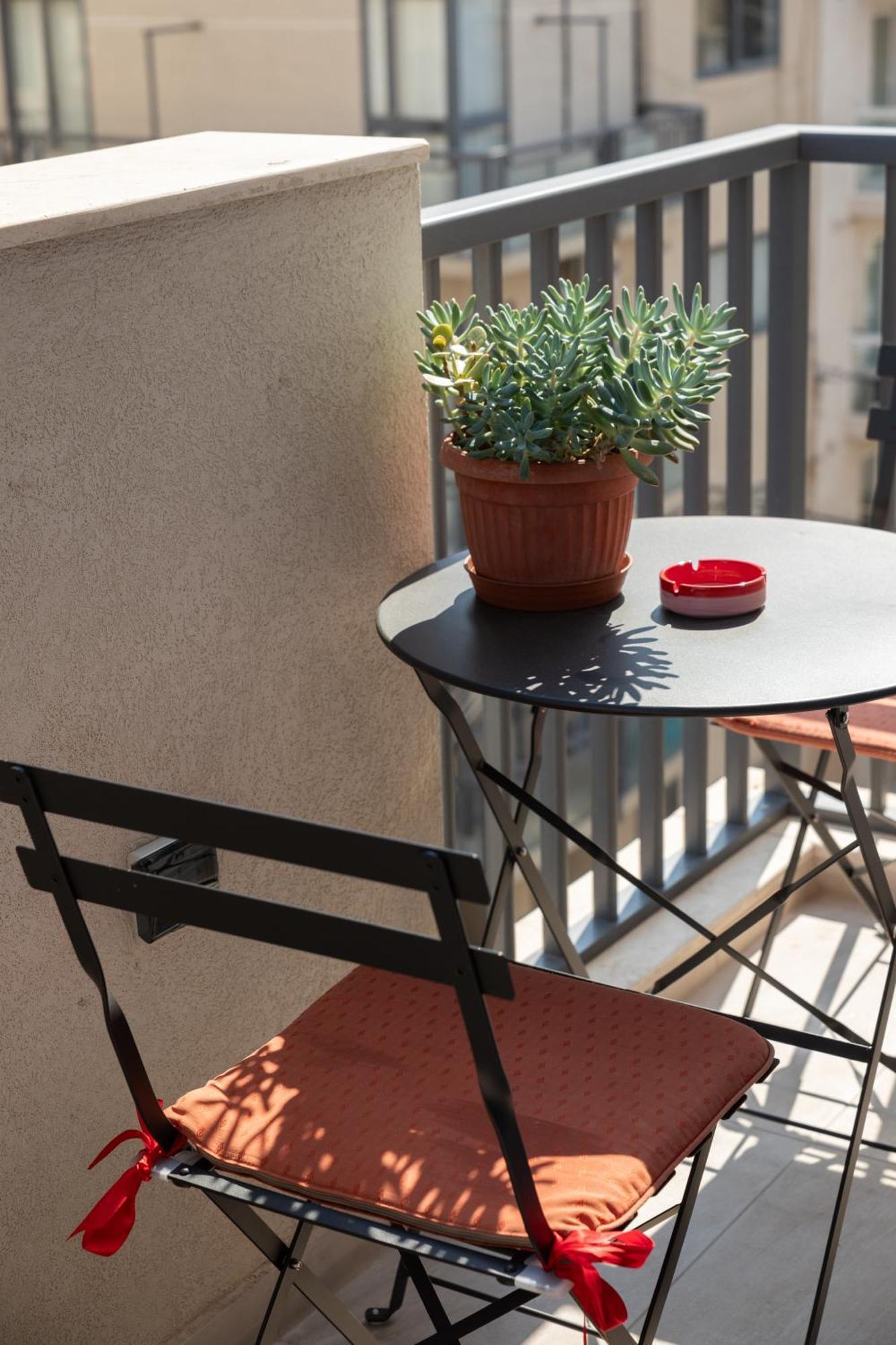 Modern 2Br Stylish Apartment With 2 Balconies - Close To St Julian'S & Sliema & Yacht Marina Pietà Exteriör bild
