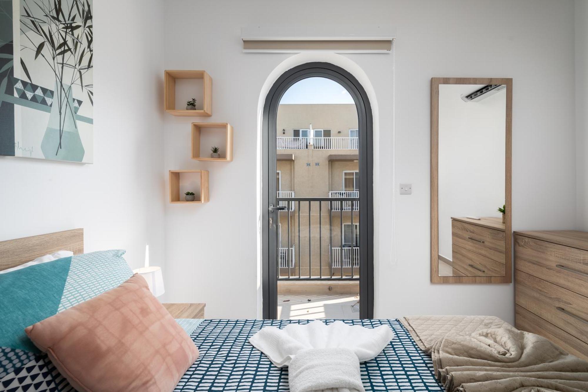 Modern 2Br Stylish Apartment With 2 Balconies - Close To St Julian'S & Sliema & Yacht Marina Pietà Exteriör bild
