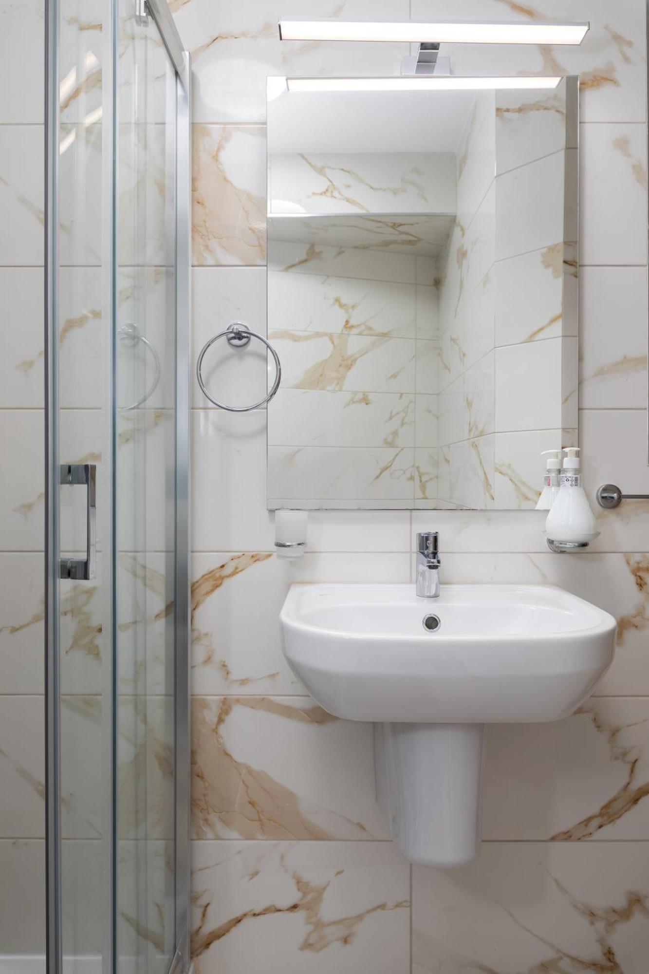 Modern 2Br Stylish Apartment With 2 Balconies - Close To St Julian'S & Sliema & Yacht Marina Pietà Exteriör bild